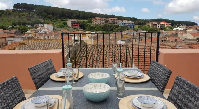 Вилла Deluxe Authentic-large town villa in the historic center