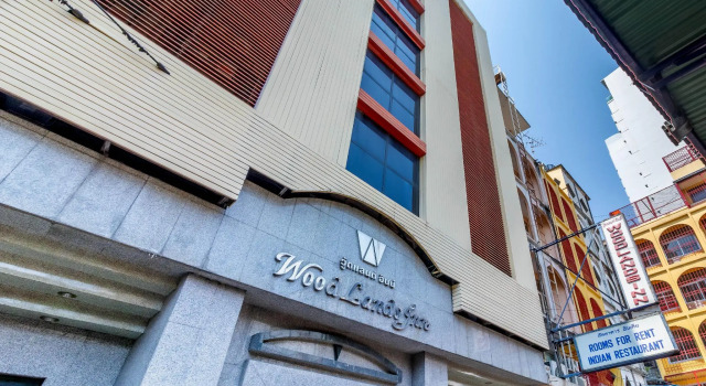 Woodlands Inn, Забронировать Отель Банг Рак Бангкок, рядом с Храм Шри Маха Мариаммана