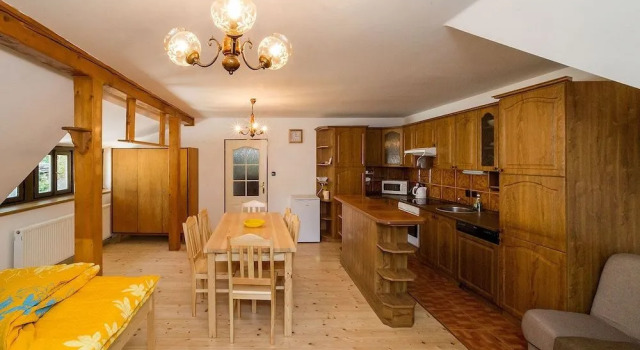 Apartmány Havana, Забронировать Отель Отели Чески-Крумлов с парковкой, рядом с House of the Dyed Cloth, Парковка