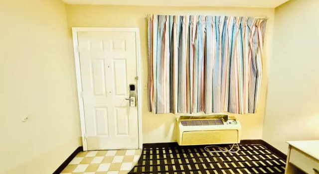 Номер Standard Travelodge by Wyndham Thomasville AL