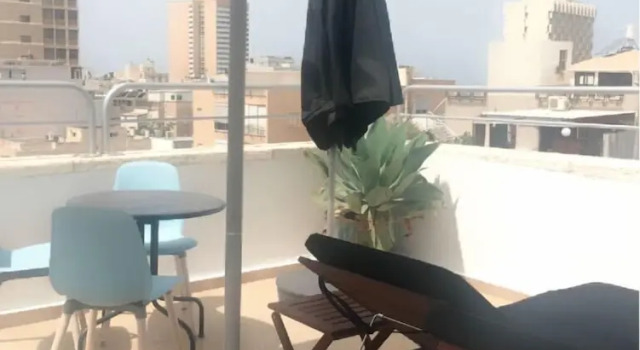Номер Standard TLV Suites Triplex Penthouse With pool