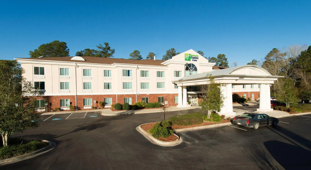 Holiday Inn Express Hotel & Suites Walterboro I-95, Забронировать Отель Отели Южной Каролины с завтраком, Завтраки