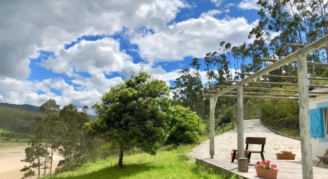 Коттедж Esteiro Surf Lodge