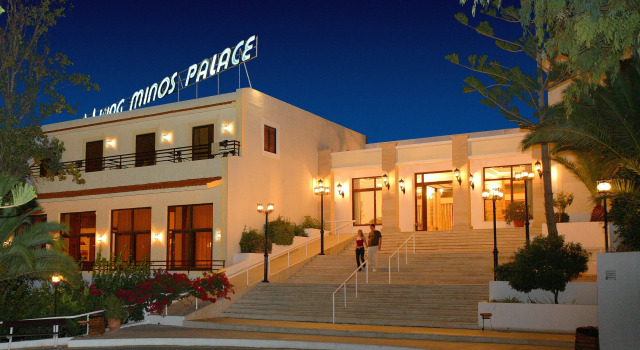King Minos Retreat Resort & Spa, Rezerwuj Ośrodek wypoczynkowy Hotele w Retimno z parkingiem, Parking