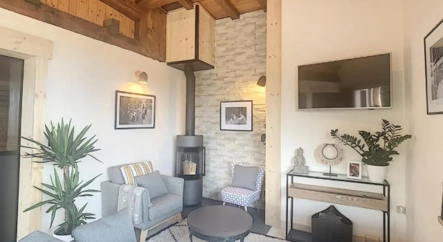 Chalet 8 couchages à Combloux, Hiver à la saison, Été à la semaine - FR-1-560-32, Забронировать Шале Виллы Овернь-Рона-Альпы, Вилла