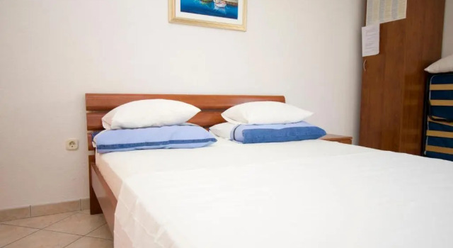 Студия Ella Apartments