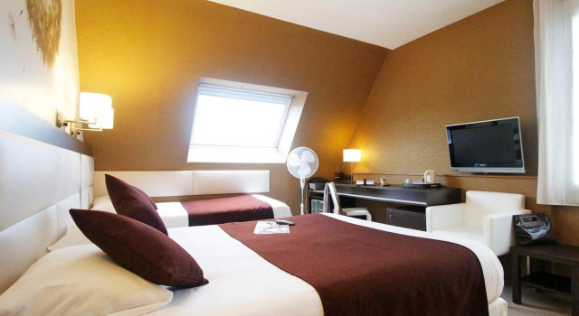 Трёхместный номер Standard The Originals Boutique, Hôtel La Marébaudière, Vannes