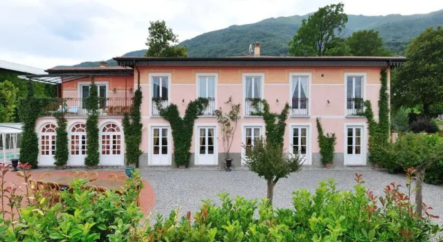 Villa Meridiana, Book Villa Hotels in Como with a Pool, Swimming Pool