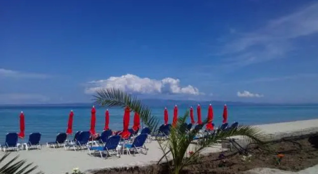 Finikas Apartments