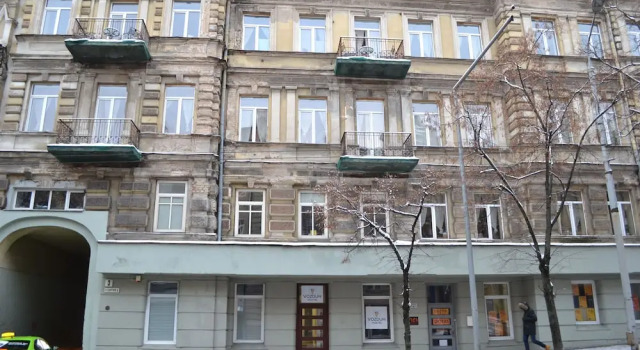 ORAS hostel, Забронировать Хостел Старый город Вильнюс, рядом с Костел Святой Анны