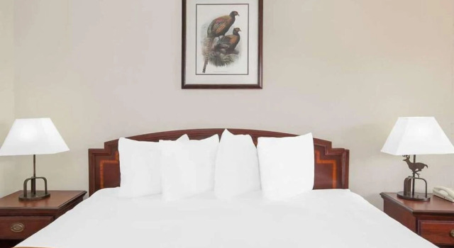 Двухместный номер Standard Courtyard Hotel & Event Center