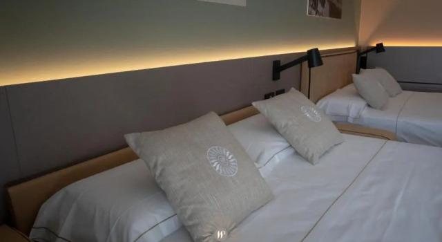 Четырёхместный номер Superior с балконом и с частичным видом Hotel Puccini