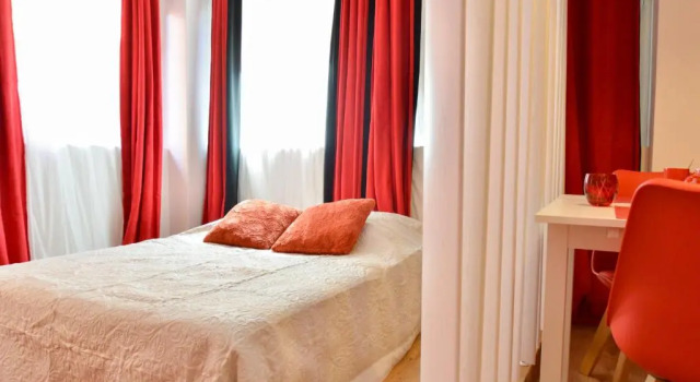 Апартаменты Studio rouge Ramblas Centre Toulouse