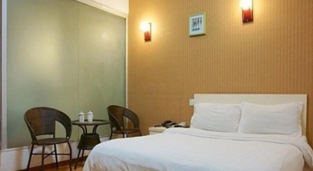 Yiting Hotel, Varaa Hotelli Zhoupu Shanghai