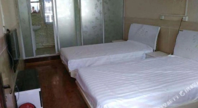 Nangu Hostel, Book Hostel / Vandrerhjem Hoteller i Yanan med parkering, Parkering
