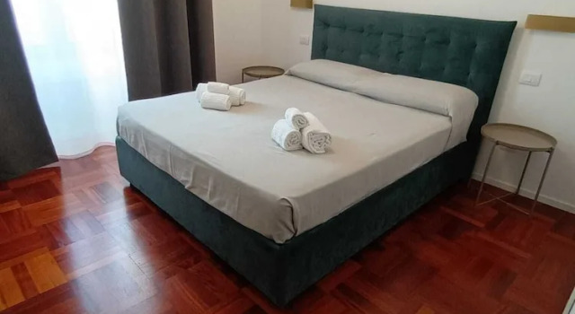 B&Bari, via Crollalanza, Buchen Sie Hotel Bari Metropolitanstadt Bari