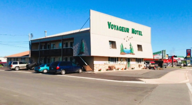 Love Hotels Voyageur by OYO at International Falls MN, Varaa Mini-hotelli Hotellit Minnesota pysäköinnillä, Pysäköinti