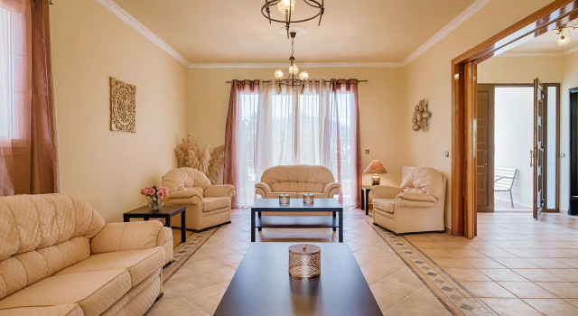 Royal Classico Villa, Забронировать Вилла Виллы Колимпиа, Вилла