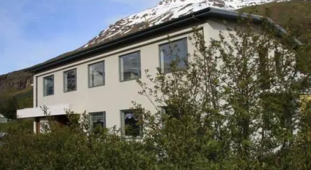 Post-Hostel, Book Pension Hoteller i East Iceland. med parkering, Parkering
