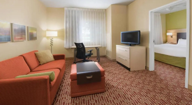 TownePlace Suites Lake Jackson Clute, Varaa Hotelli Lake Jackson Houston