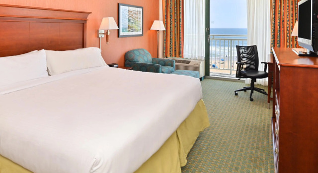 Двухместный номер Standard Holiday Inn Express & Suites VA Beach Oceanfront by IHG