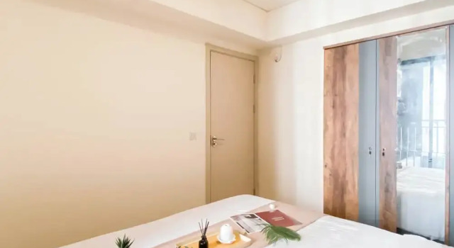 Basic 1Br With Extra Room At Meikarta Apartment