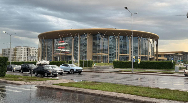 Apartments on 46B Turan Avenue, Rezerwuj Apartament Astana Kazachstan