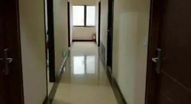 Near No.205 Provincial Road, Prenota Hotel Hotel a Huaibei con parcheggio, Parcheggio