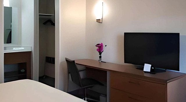 Comfort Inn Rohnert Park Sonoma County, Забронировать Отель Отели Ронерт-Парк с бассейном, рядом с Казино и туристический комплекс Graton Resort and Casino, Бассейн
