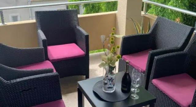 Апартаменты с 3 комнатами Apartments Duje