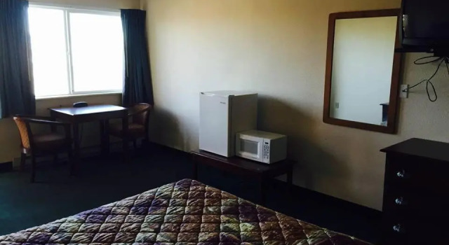 Номер Standard Summer Wind Budget Motel