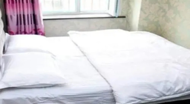 1+1 Fashion Inn North Erwei Branch