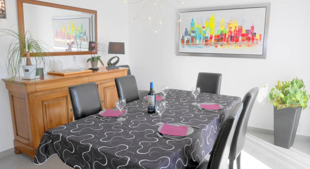 Holiday Home in Crozon Near Sandy Beaches, Rezerwuj Hotel Crozon 