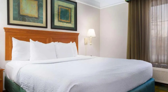 Двухместный номер Fairfield by Marriott Inn & Suites Austin Southwest