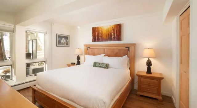 Interlude Condos by iTrip Aspen Snowmass, Забронировать Апартаменты/квартира СПА-отели Сноумасс-Виллидж, рядом с Assay Hill, SPA-услуги