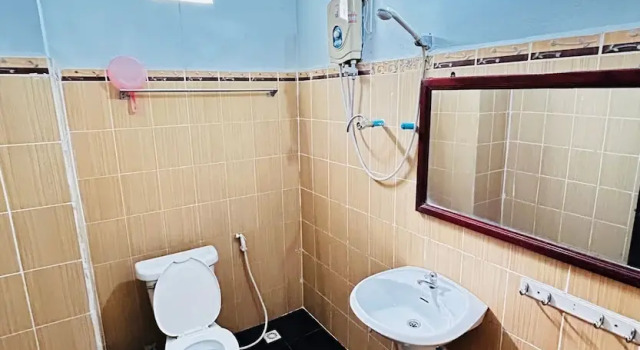 Двухместный номер Standard с балконом Domon Riverside Hotel