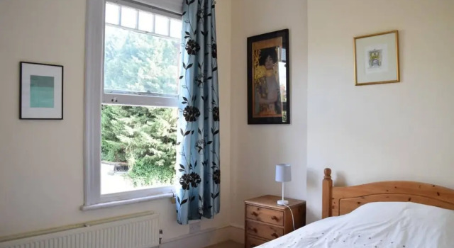 Cosy 1 Bedroom Flat in Quiet Area, Забронировать Отель Отели Англии 3 звезды, 3*