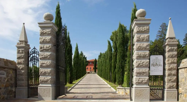 Il Roncal Wine Resort, Book Ferieresort Hoteller i Friuli Venezia Giulia med parkering, Parkering