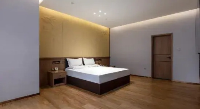 Люкс Deluxe Taiyuan Jinxiu Yudu Hotel (Jinyang Lake Park North Gate 1)