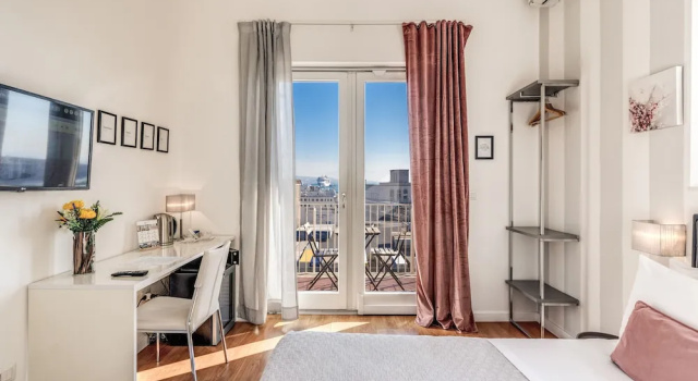 Номер Deluxe Napoli Great View B&B