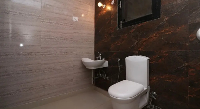 The Golden Circle by OYO Rooms, Забронировать Отель Манесар 