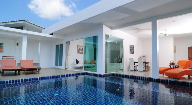 Вилла с 4 комнатами с видом на море Grand Bleu Ocean View Pool Suite