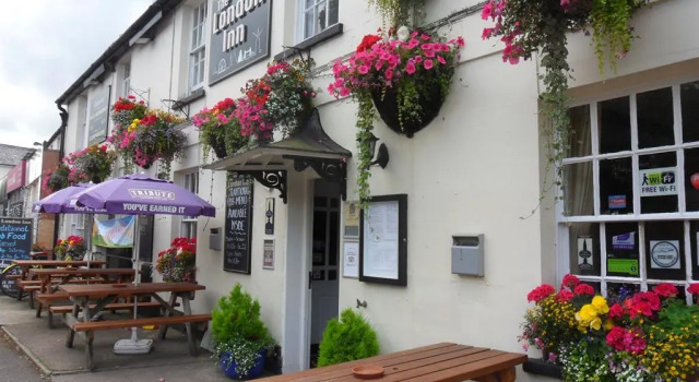 Номер Standard London Inn
