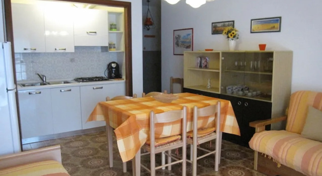 Апартаменты с 2 комнатами с балконом и с видом на сад Nice and Cozy Flat at Grado Pineta