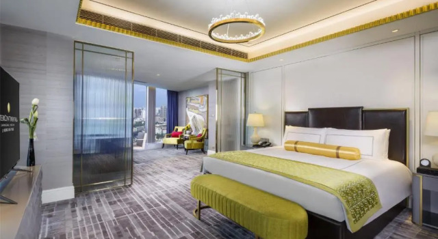 Двухместный люкс c 1 комнатой InterContinental Hotels Shanghai JingAn Ser Apt.by IHG