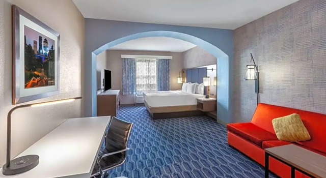 Двухместный номер для гостей с ограниченными возможностями Deluxe La Quinta by Wyndham Houston Channelview