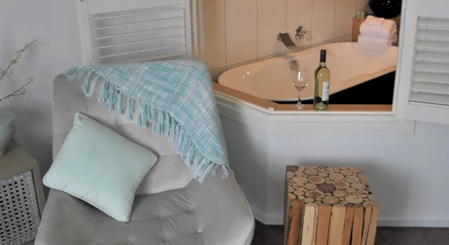 Ulverstone River Edge Apartments, Rezerwuj Apartament Hotele w Ulverstone z parkingiem, Parking