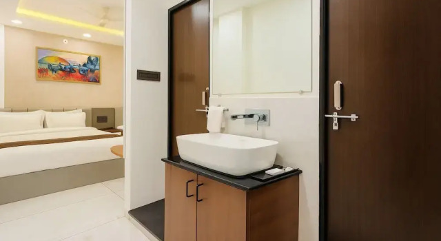 Номер Standard Hotel Shree Narayana By Perfectstayz Group
