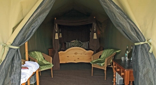 Port Lympne Reserve - Livingstone Lodge, 예약 호텔 히테 Kent Downs