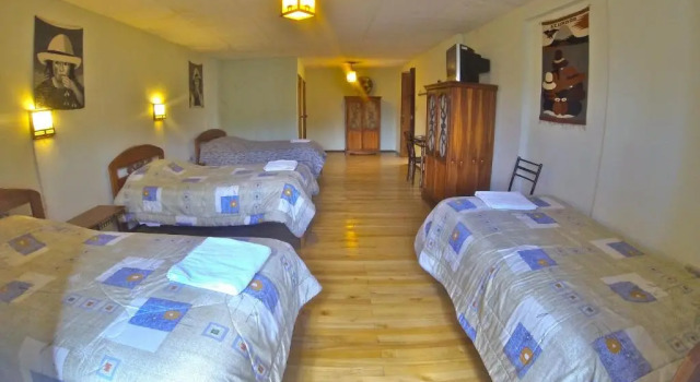 Кровать в общем номере Mía Leticia B&B